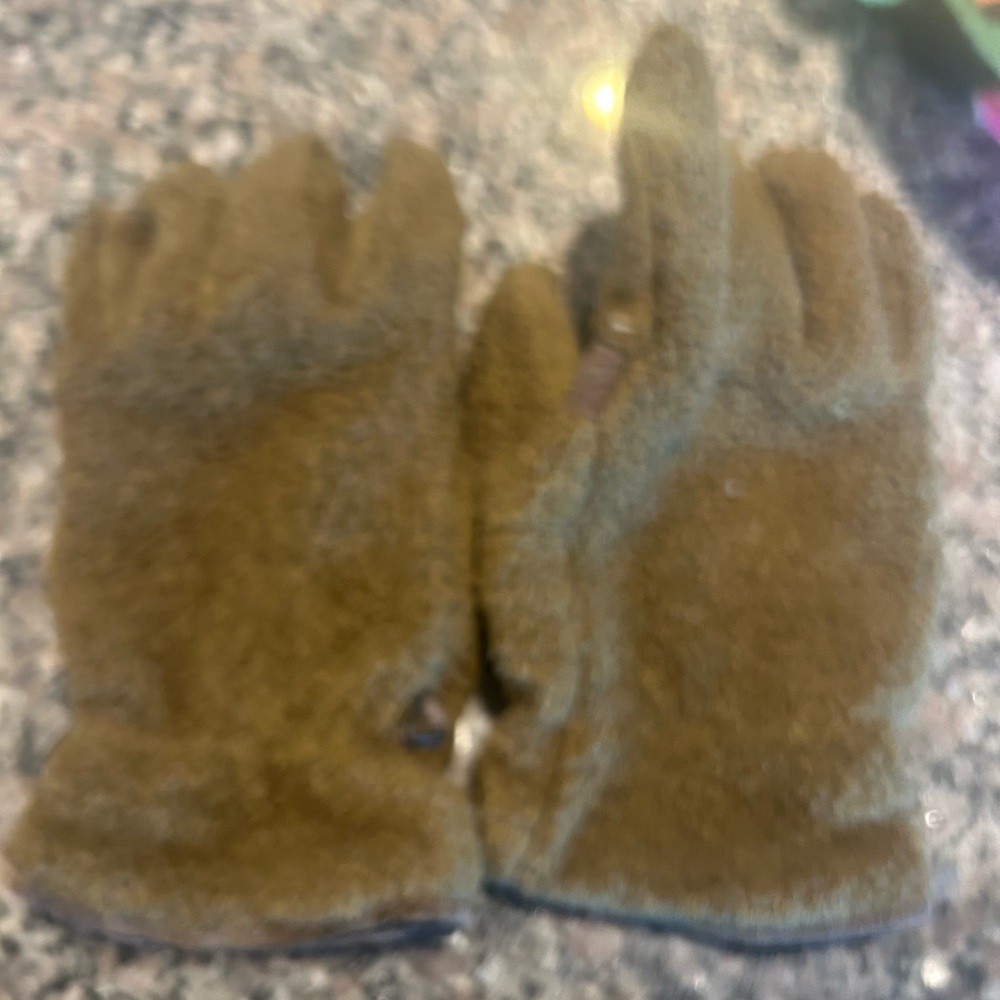 Cozy Brown Fleece Gloves